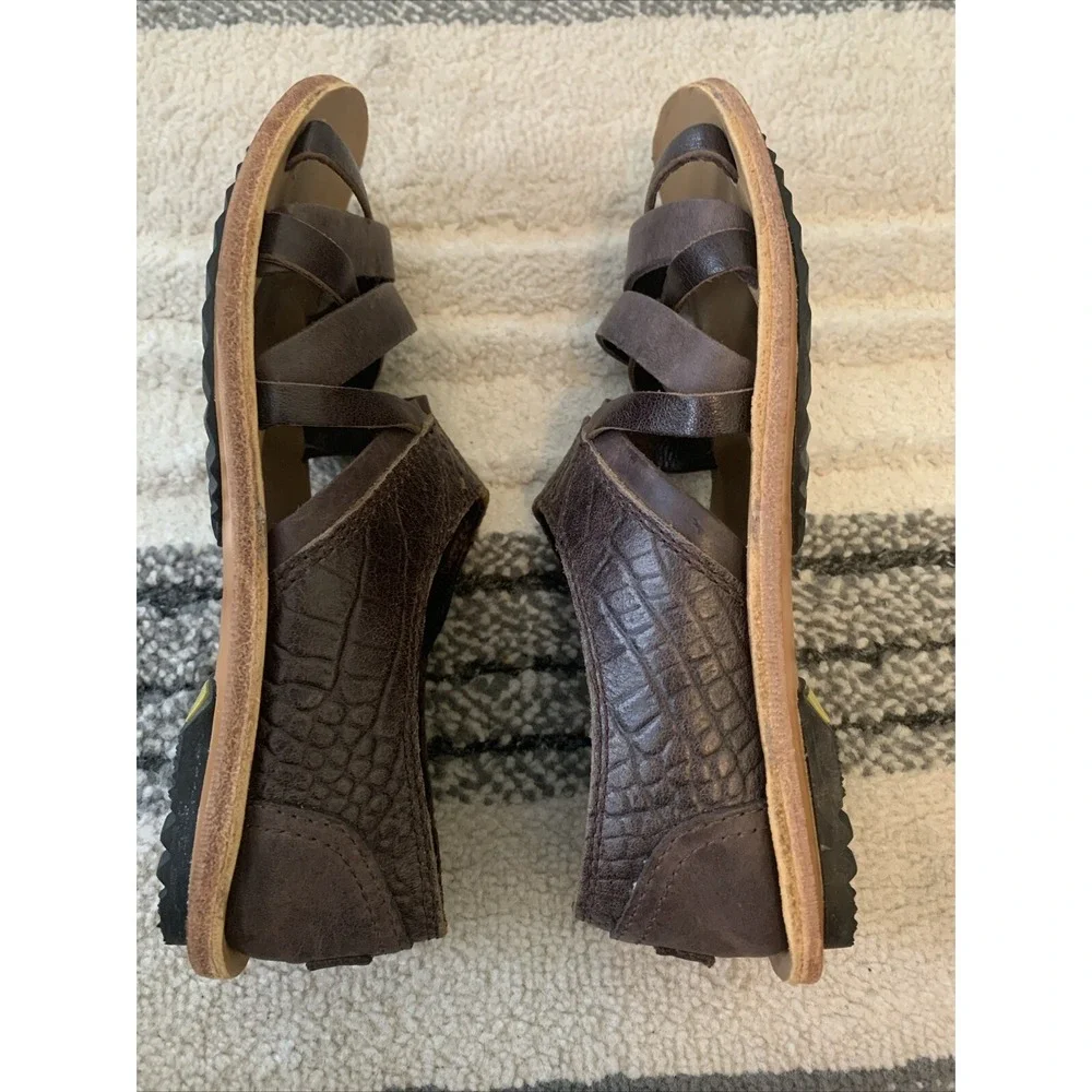 Sorel Lake Shoe Sandals Women's 6M‎ Brown Leather Slip On Strappy Open Toe.